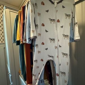 Kyte BABY Farm zippered romper 3T